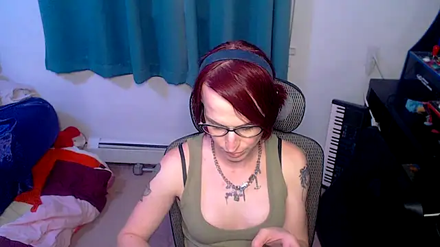 Snapshot of RyffBurnz chatting on October 21, 2025, 3:28 am RyffBurnz online show from October 21, 2025, 3:28 am