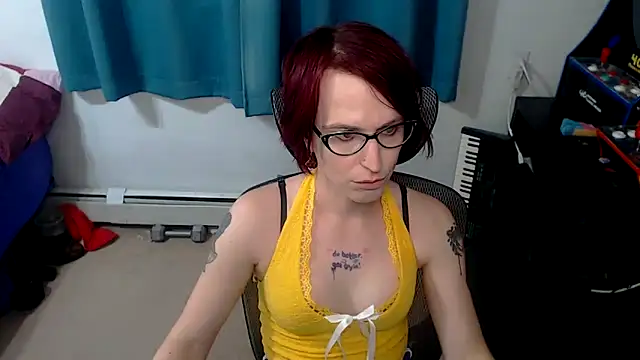 Snapshot of RyffBurnz chatting on October 29, 2025, 6:07 pm RyffBurnz online show from October 29, 2025, 6:07 pm