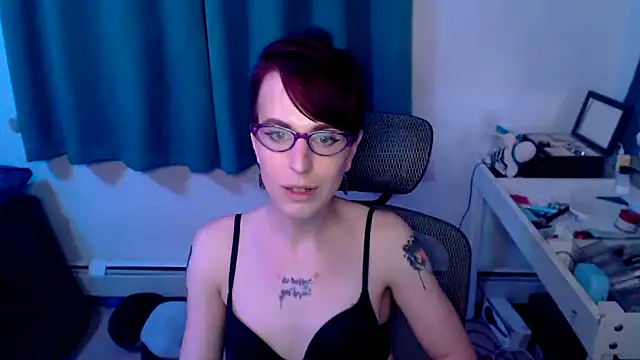 Snapshot of RyffBurnz chatting on January 23, 2025, 6:17 am RyffBurnz online show from January 23, 2025, 6:17 am