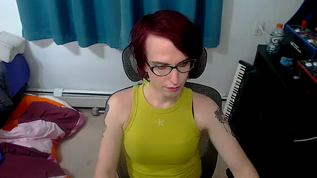 Snapshot of RyffBurnz chatting on October 15, 2025, 4:26 pm RyffBurnz online show from October 15, 2025, 4:26 pm