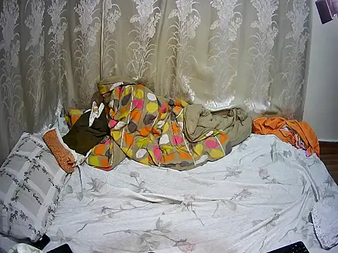 happy sonia online show from October 26, 2025, 7:53 am