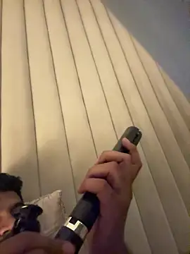 Snapshot of shrreyyyy chatting on February 16, 2026, 8:51 pm shrreyyyy online show from February 16, 2026, 8:51 pm