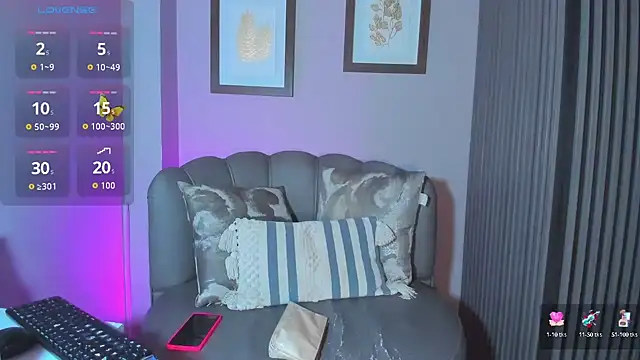 Snapshot of Nahiajhonson_ chatting on October 9, 2025, 12:49 pm Nahiajhonson online show from October 9, 2025, 12:49 pm