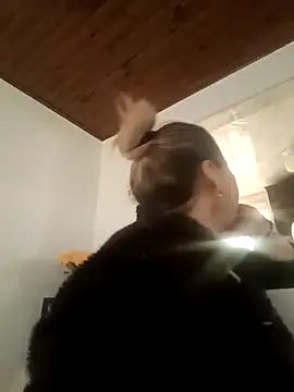 coral smitth online show from April 1, 2026, 2:14 pm