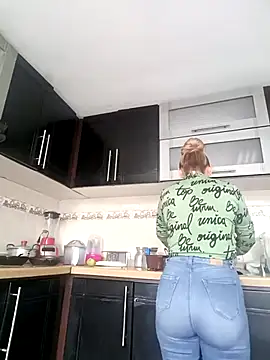 coral smitth online show from March 21, 2025, 7:46 pm