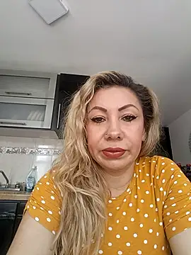 coral smitth online show from September 22, 2025, 6:25 pm