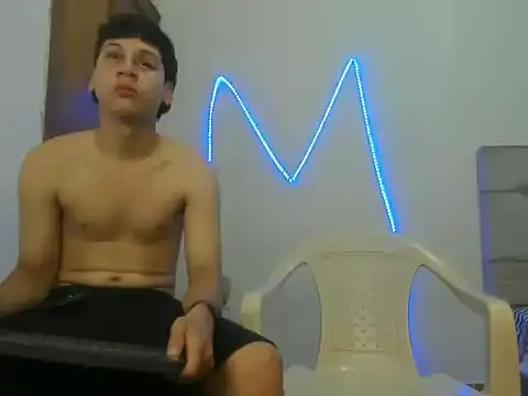 Snapshot of MasterSEX420 chatting on February 15, 2026, 5:01 pm MasterSEX420 online show from February 15, 2026, 5:01 pm