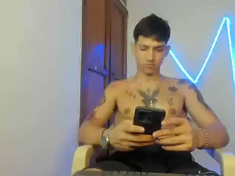 Snapshot of MasterSEX420 chatting on February 11, 2026, 6:30 pm MasterSEX420 online show from February 11, 2026, 6:30 pm