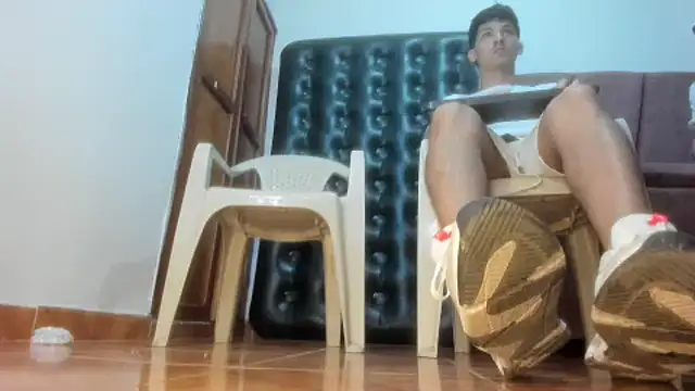 Snapshot of MasterSEX420 chatting on February 24, 2026, 1:28 am MasterSEX420 online show from February 24, 2026, 1:28 am