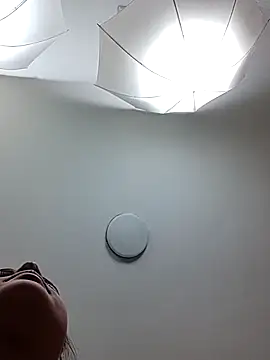 EmmaTorres  online show from September 24, 2025, 8:26 pm