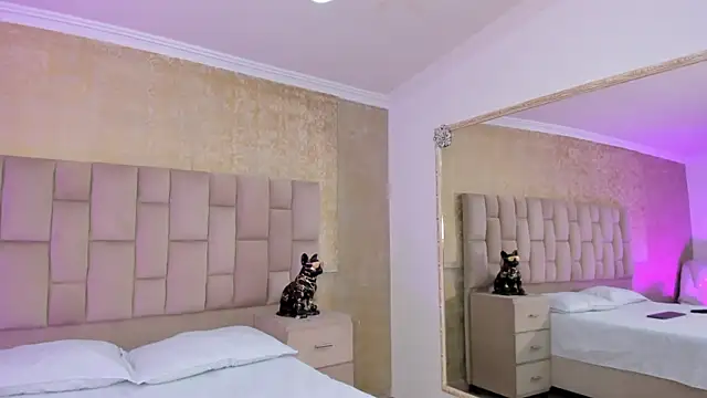 EmmaTorres  online show from March 23, 2025, 3:54 am