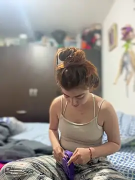 Cloew Marz online show from March 27, 2026, 1:34 pm