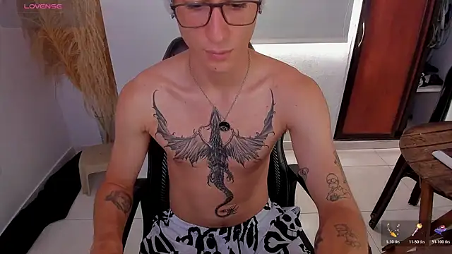 Snapshot of Jaack_str chatting on December 3, 2025, 7:13 pm Jaack str online show from December 3, 2025, 7:13 pm