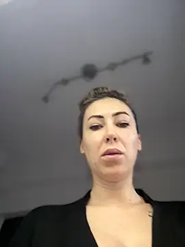 RaquelleDevon online show from January 15, 2026, 6:06 am