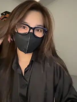 Lilisa miu online show from March 4, 2026, 4:59 pm