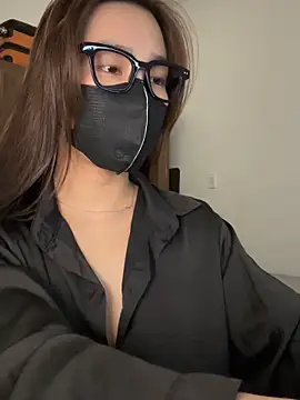 Lilisa miu online show from March 11, 2026, 3:50 pm