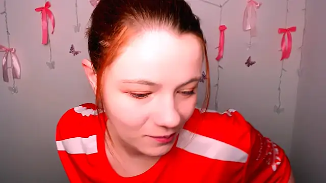 Sun Alexia online show from April 12, 2026, 8:01 pm