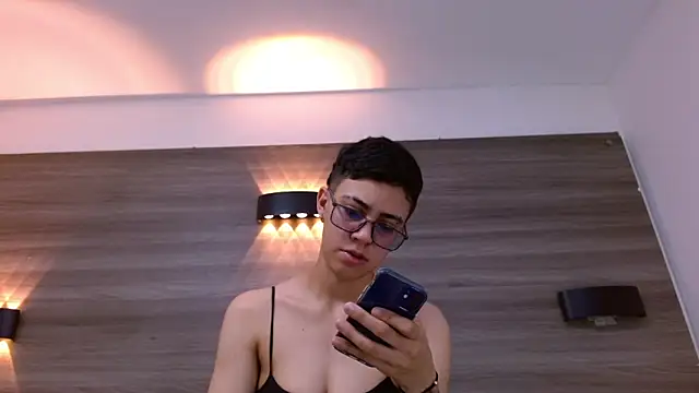 Cutie Shy  online show from March 12, 2025, 6:53 pm