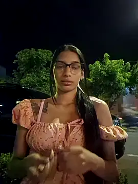 Snapshot of lily_sk chatting on February 22, 2025, 1:00 am lily sk online show from February 22, 2025, 1:00 am