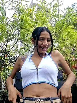 Snapshot of lily_sk chatting on February 14, 2025, 9:43 pm lily sk online show from February 14, 2025, 9:43 pm