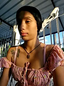 Snapshot of lily_sk chatting on January 28, 2025, 10:23 pm lily sk online show from January 28, 2025, 10:23 pm