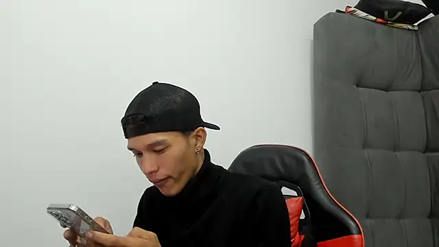 TommyGun 22 online show from February 8, 2026, 12:41 am