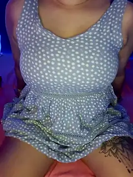 Wild wifey online show from September 28, 2025, 9:05 am