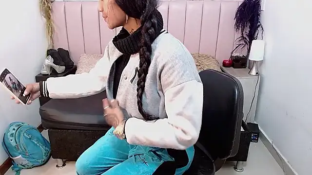 camilawilliams707rs online show from January 14, 2026, 7:17 pm