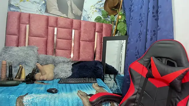 Kazsandraa online show from April 10, 2026, 5:03 am