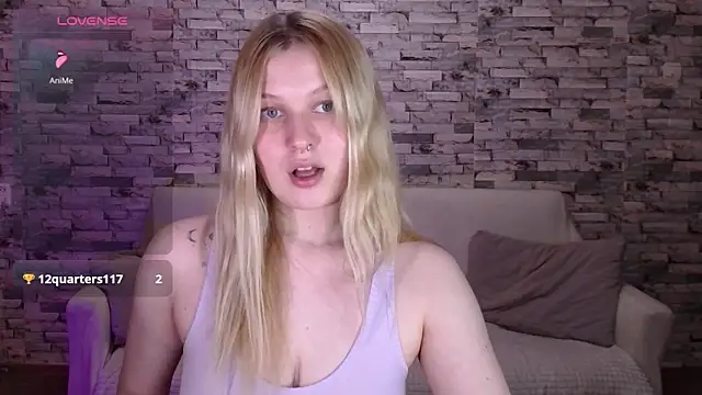 EmiliaDuchess online show from March 17, 2026, 2:09 pm