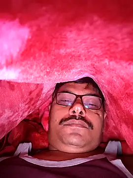 Srmotrs online show from November 7, 2025, 6:34 pm