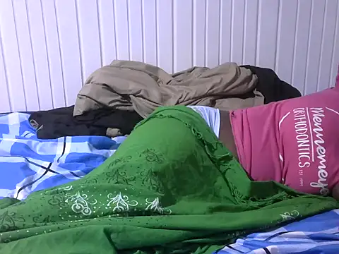 Sexy baby004 online show from October 16, 2025, 7:44 pm