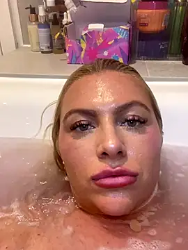 Arabellalee23 online show from January 6, 2026, 8:46 pm