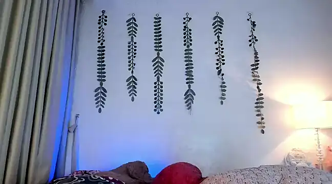 halseycox    online show from February 18, 2025, 7:10 am