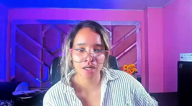 Olivia Fox69 online show from March 18, 2025, 3:45 am