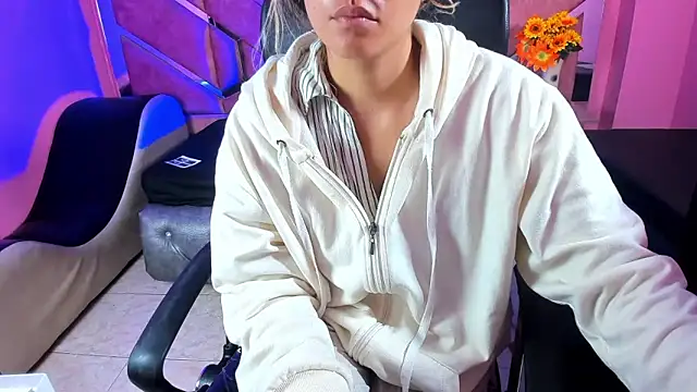 Olivia Fox69 online show from March 20, 2025, 3:13 am