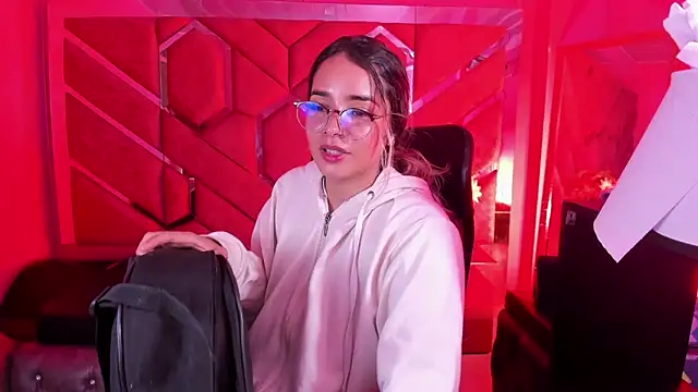 Olivia Fox69 online show from March 3, 2026, 3:13 am