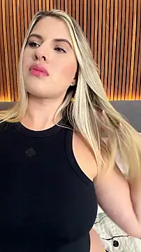 EmiilyAdams  online show from July 7, 2026, 9:40 pm