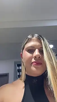 EmiilyAdams  online show from March 2, 2026, 9:33 pm