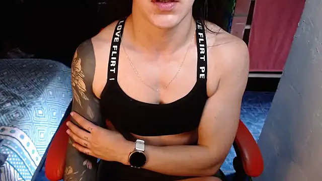 Snapshot of dannafitness chatting on January 13, 2026, 8:46 pm dannafitness online show from January 13, 2026, 8:46 pm