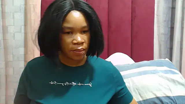 YELLOWBUSTYMELLONS online show from December 10, 2024, 11:54 am