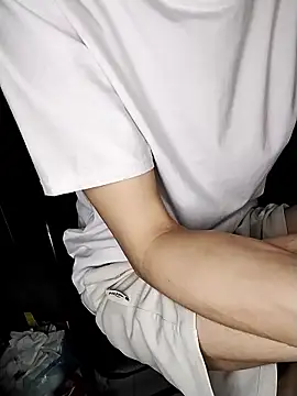 ali za88 online show from April 16, 2026, 9:39 pm