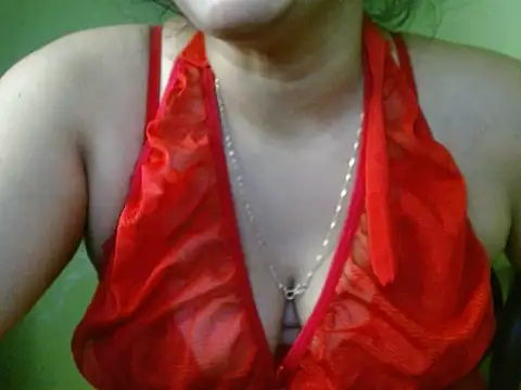 Snapshot of LOVERIAKOL chatting on February 3, 2026, 7:08 pm LOVERIAKOL online show from February 3, 2026, 7:08 pm