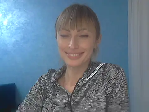 EffectMaya online show from November 22, 2025, 3:00 pm