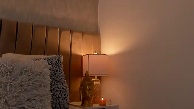 Victoria romanox online show from March 12, 2025, 6:11 pm