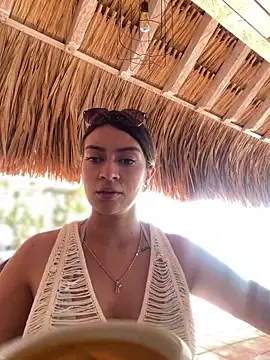 Victoria romanox online show from March 9, 2025, 6:21 pm