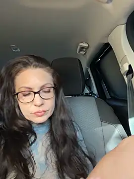 BeautifulMesss online show from November 20, 2025, 4:18 pm