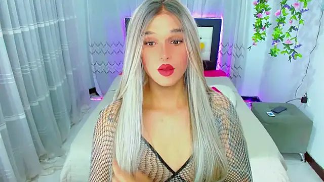 TaylorMon online show from May 14, 2026, 12:40 am