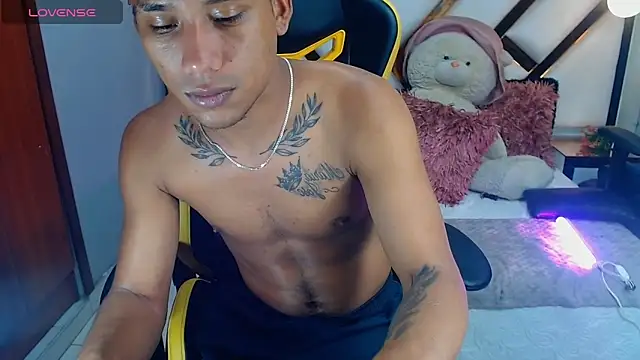 Snapshot of Backsex_boy chatting on March 12, 2025, 5:46 am Backsex boy online show from March 12, 2025, 5:46 am