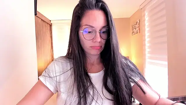 Snapshot of anabel_025 chatting on March 8, 2025, 9:51 pm anabel 025 online show from March 8, 2025, 9:51 pm